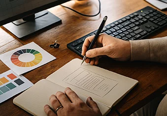 Progettazione di un sito web con studio UX e layout grafico per Alecor Digital